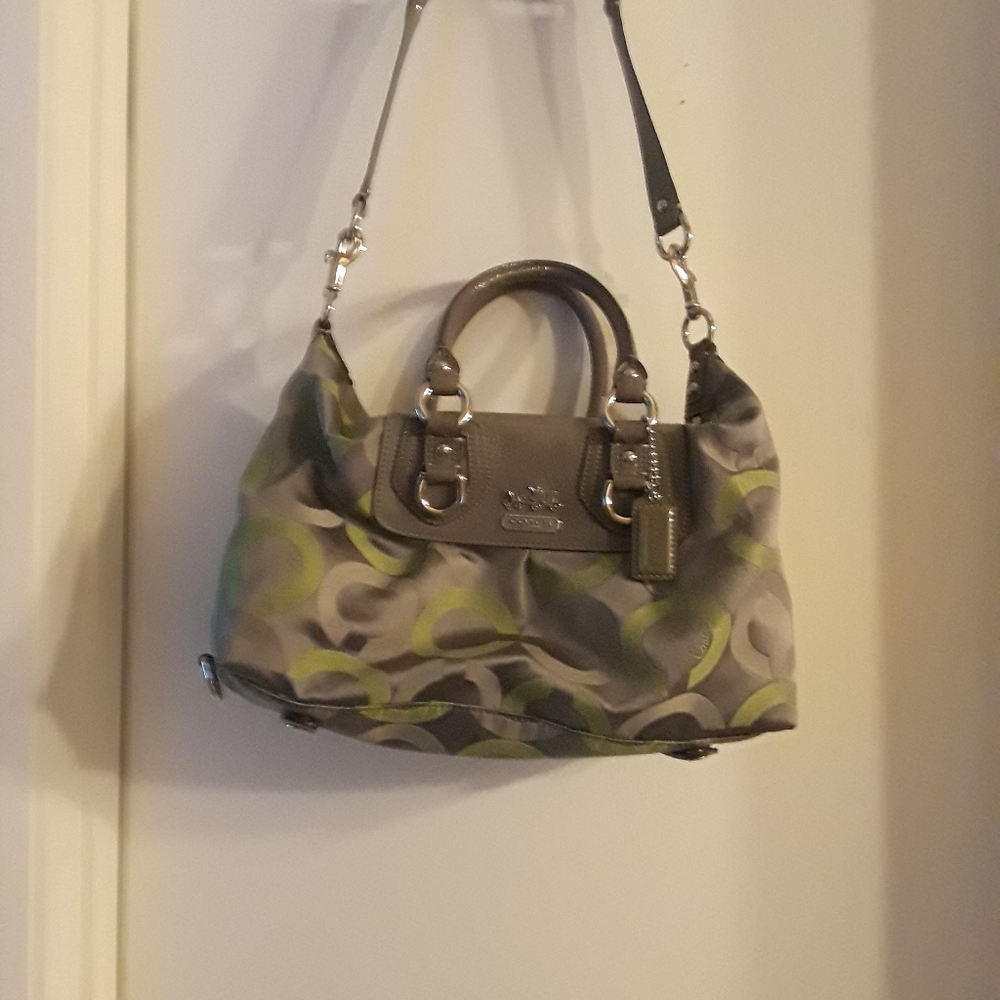 Coach - Picture 2 of 3